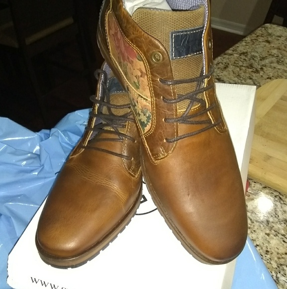 Steve Madden Moss Boots - Picture 3 of 7